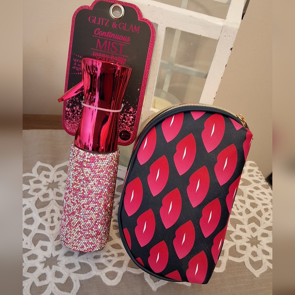 NEW Gift Set, Cosmetic Case & Glitter Sprayer - Picture 9 of 9